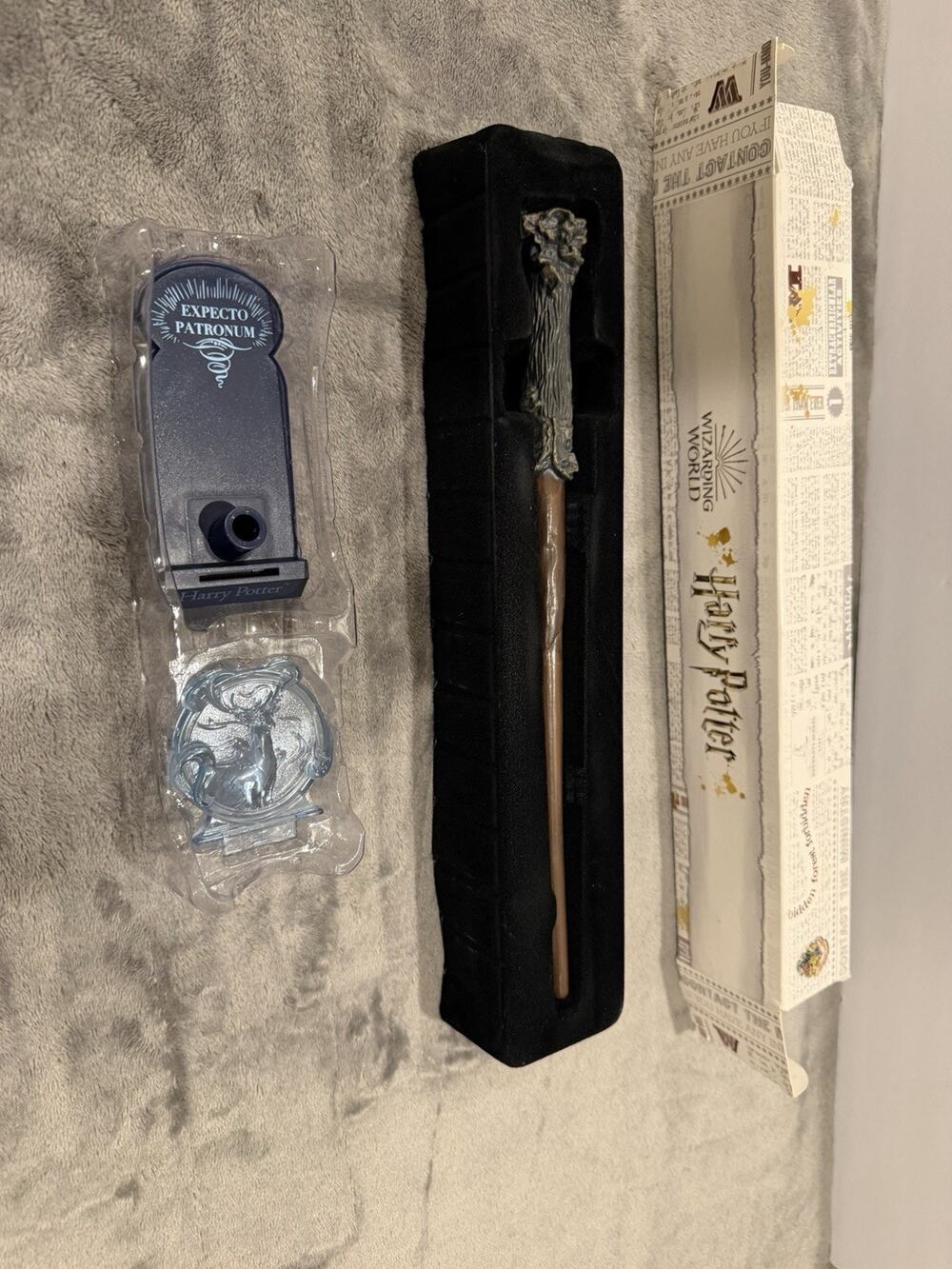 Harry Potter Wand Noble Collection Ollivanders Box 14” Display Stand Replica